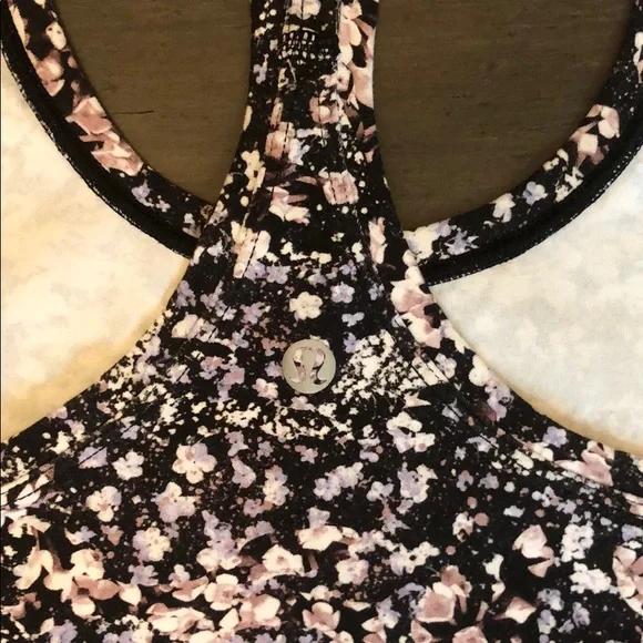 Set! Lululemon pace rival crop and cool racer back - Picture 11 of 15